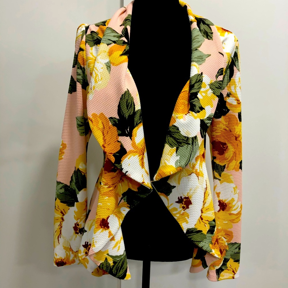 beautiful jacket.  only dressed once